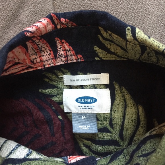 Floral Print Casual Button Up - Picture 4 of 4